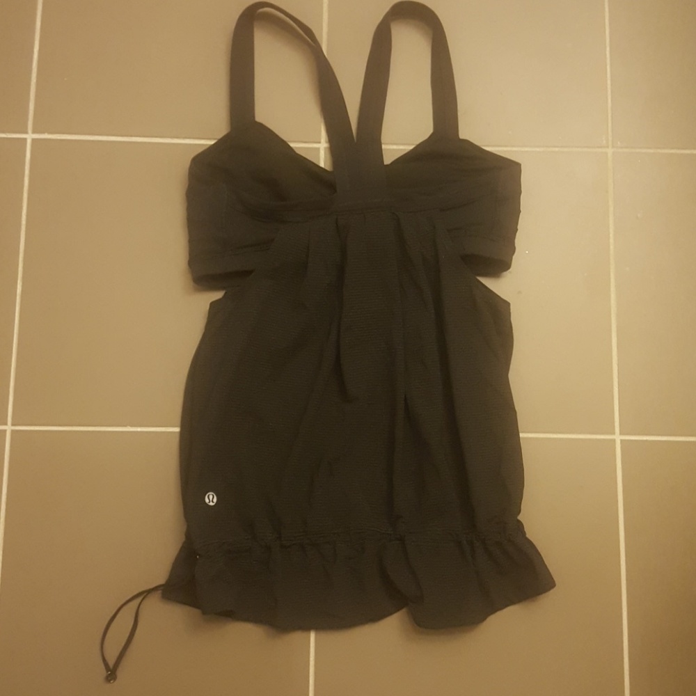 Lululemon top
